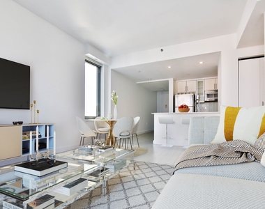 3 West 36th Street - Photo Thumbnail 1