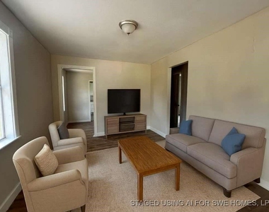 8606 Prairie View Drive - Photo Thumbnail 3