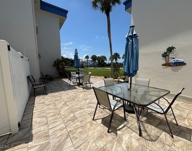 1828 Pine Valley Drive - Photo Thumbnail 16