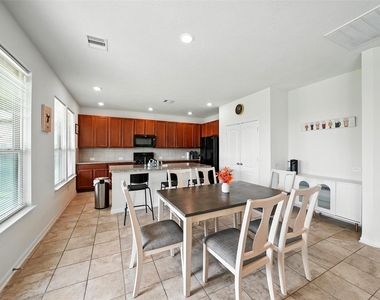 15410 Rosehill Summit Lane - Photo Thumbnail 9