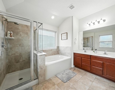 15410 Rosehill Summit Lane - Photo Thumbnail 17