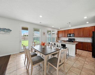 15410 Rosehill Summit Lane - Photo Thumbnail 10