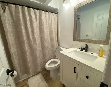 14805 Crooked Pond Court - Photo Thumbnail 33