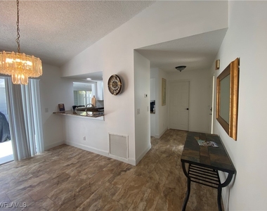 14805 Crooked Pond Court - Photo Thumbnail 12