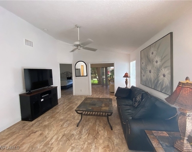 14805 Crooked Pond Court - Photo Thumbnail 9