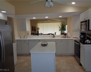 6115 Reserve Circle - Photo Thumbnail 6
