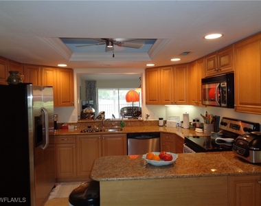 6270 Bellerive Avenue - Photo Thumbnail 13