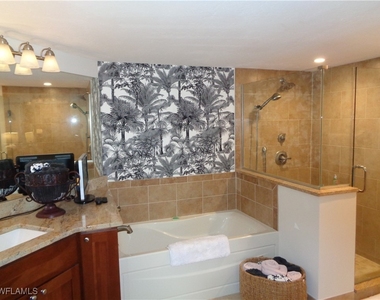 6270 Bellerive Avenue - Photo Thumbnail 23