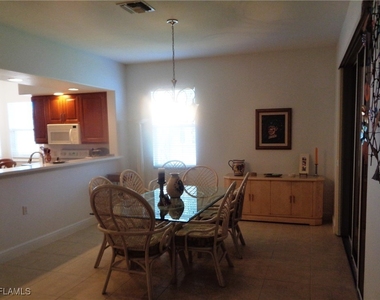 709 Regency Reserve Circle - Photo Thumbnail 11