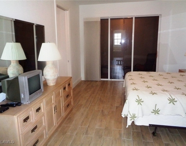 709 Regency Reserve Circle - Photo Thumbnail 15