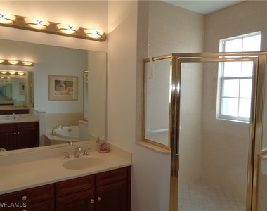 709 Regency Reserve Circle - Photo Thumbnail 28