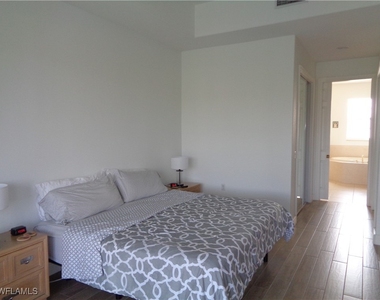 709 Regency Reserve Circle - Photo Thumbnail 23