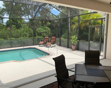 6247 Ashwood Lane - Photo Thumbnail 22