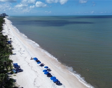 7048 Pelican Bay Boulevard - Photo Thumbnail 29