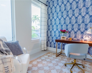 548 101st Avenue - Photo Thumbnail 4