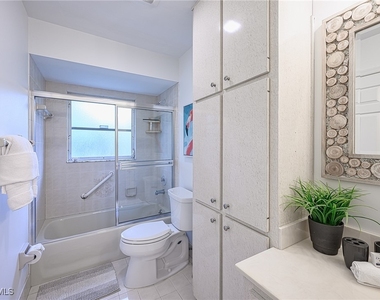 690 100th Avenue N - Photo Thumbnail 24