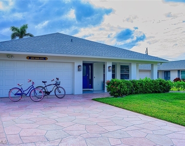 690 100th Avenue N - Photo Thumbnail 6