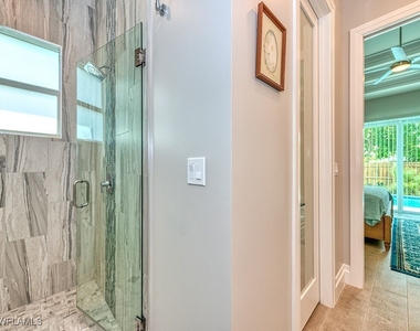 712 108th Avenue N - Photo Thumbnail 17