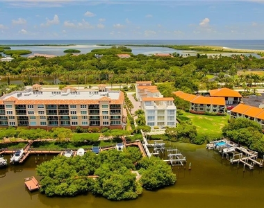 1575 Pinellas Bayway Way S - Photo Thumbnail 7