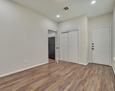 18147 Firepine Lane - Photo Thumbnail 13