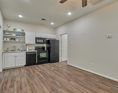 18147 Firepine Lane - Photo Thumbnail 5