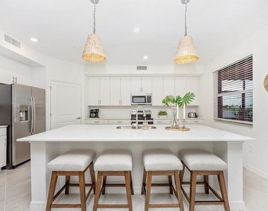 12620 Radiance Court - Photo Thumbnail 5