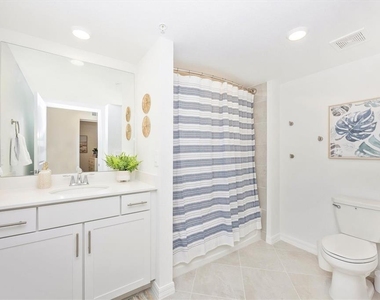 12620 Radiance Court - Photo Thumbnail 37