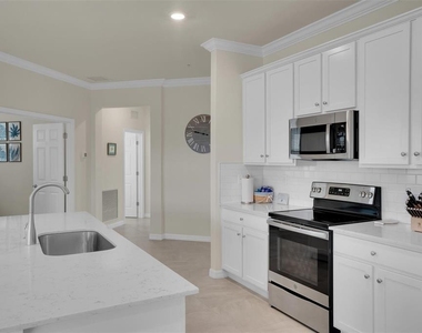 10042 Crooked Creek Drive - Photo Thumbnail 6