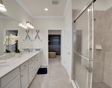 10042 Crooked Creek Drive - Photo Thumbnail 16