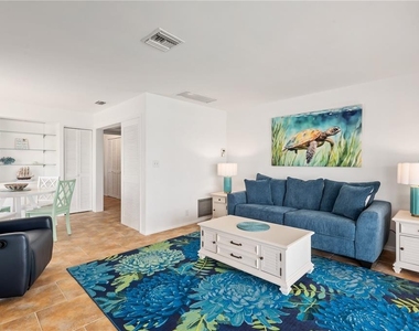 6005 Midnight Pass Road - Photo Thumbnail 9