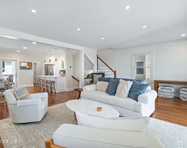 305 Ocean Avenue - Photo Thumbnail 10