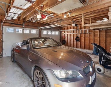 305 Ocean Avenue - Photo Thumbnail 36