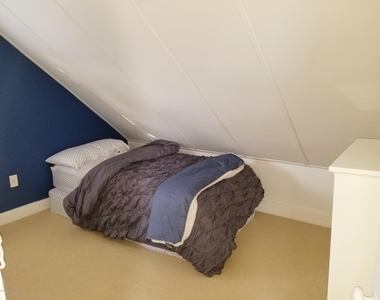 12 Surf Avenue - Photo Thumbnail 21