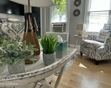 12 Surf Avenue - Photo Thumbnail 5