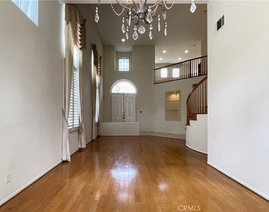 2712 Westbourne Place - Photo Thumbnail 8