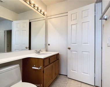 2712 Westbourne Place - Photo Thumbnail 16