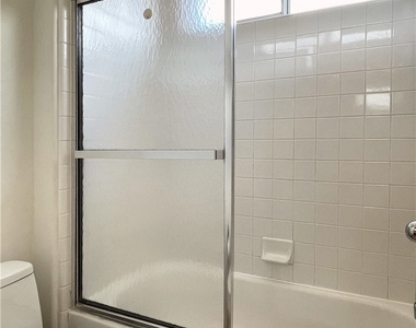 2712 Westbourne Place - Photo Thumbnail 53