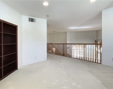 2712 Westbourne Place - Photo Thumbnail 36