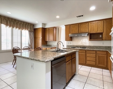 2712 Westbourne Place - Photo Thumbnail 26