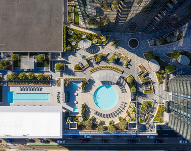 1200 S Figueroa Street - Photo Thumbnail 2