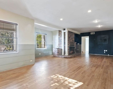 2661 Lake View Terrace - Photo Thumbnail 14