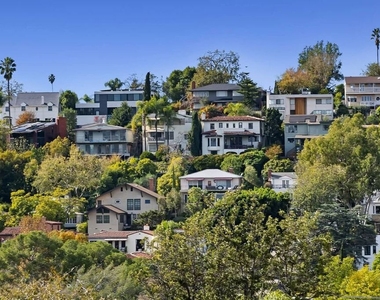 2661 Lake View Terrace - Photo Thumbnail 12