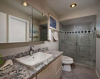 2552 Navarra Drive - Photo Thumbnail 5