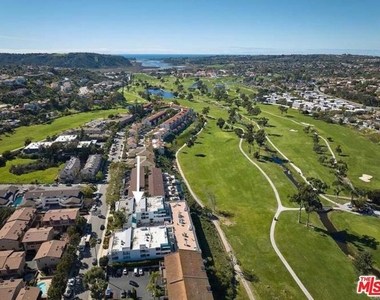 2552 Navarra Drive - Photo Thumbnail 2