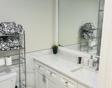 955 Registry Boulevard - Photo Thumbnail 20