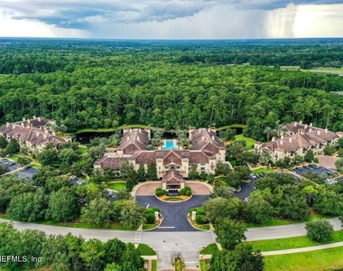 955 Registry Boulevard - Photo Thumbnail 29