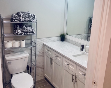 955 Registry Boulevard - Photo Thumbnail 18