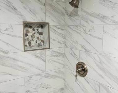 955 Registry Boulevard - Photo Thumbnail 16