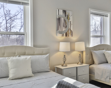 1111 Bonnie Brae Place - Photo Thumbnail 18