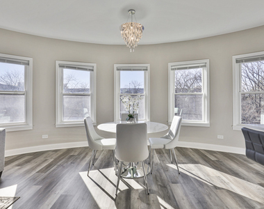 1111 Bonnie Brae Place - Photo Thumbnail 4